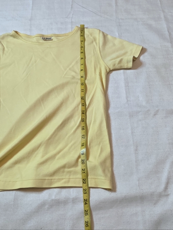L.L. Bean Yellow Crewneck Tee Coastal Grandma Minimalist Casual Size Small - Picture 2 of 6